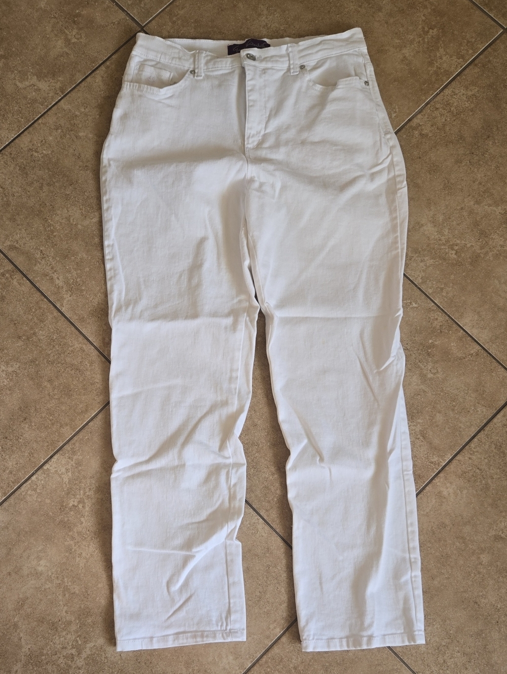 Gloria Vanderbilt Women's White Straight-Leg Pants